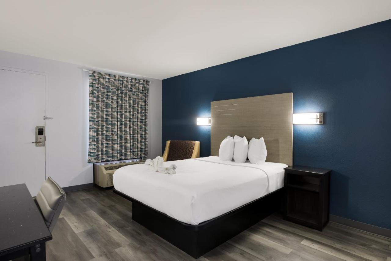 Suburban Studios Hinesville - Fort Stewart Area Ngoại thất bức ảnh