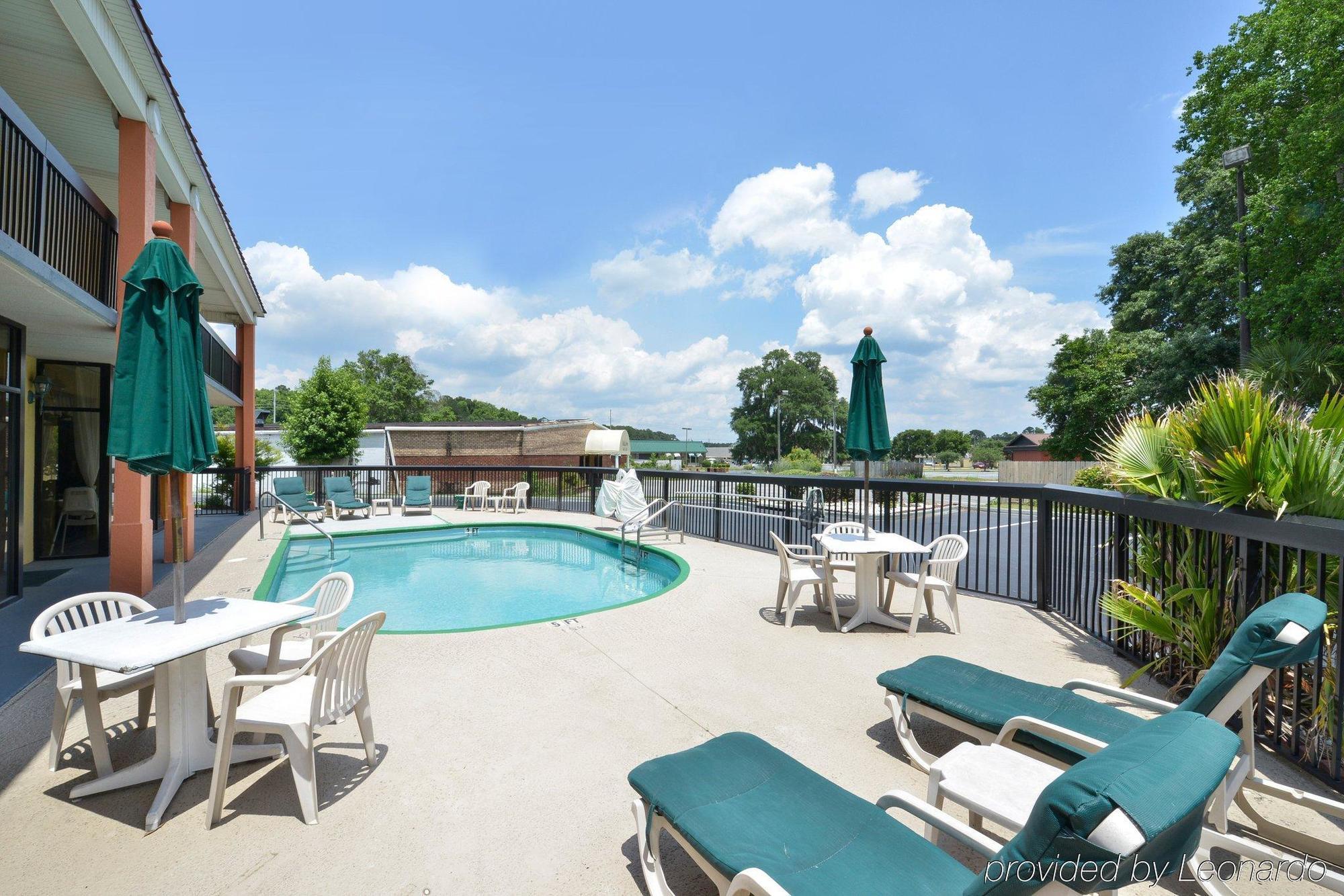 Suburban Studios Hinesville - Fort Stewart Area Ngoại thất bức ảnh